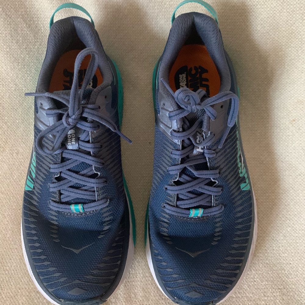 HOKA ONE Arahi 2 Women’s Running Shoes